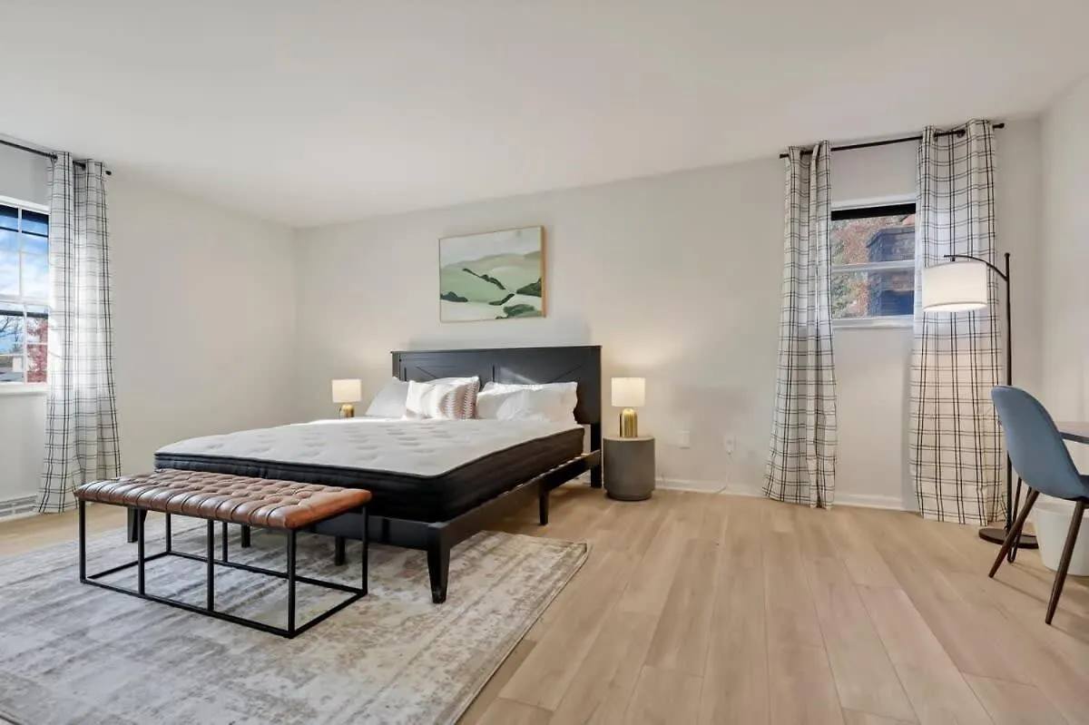 펜션 Gahanna Farmhouse - 4 Bed 2 Bath - Intel 콜럼버스