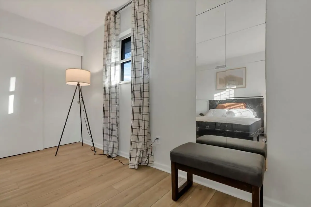 Gahanna Farmhouse - 4 Bed 2 Bath - Intel 콜럼버스 0*,  미국