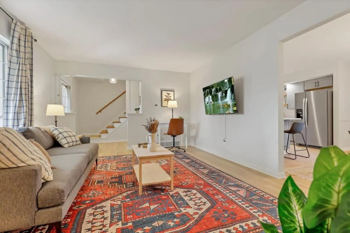 펜션 Gahanna Farmhouse - 4 Bed 2 Bath - Intel 콜럼버스 미국